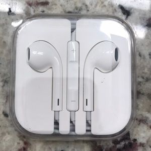 NEW Apple EarPods - Still In Original Packaging